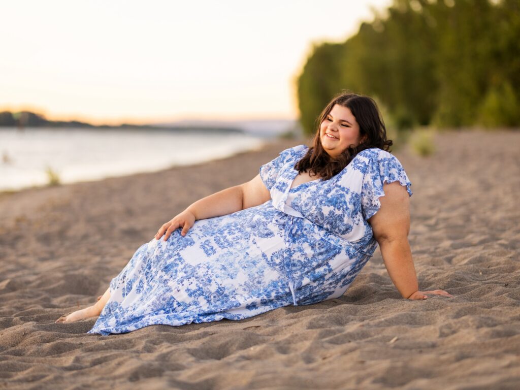 Senior photos in Vancouver Washington and Portland Oregon in summer