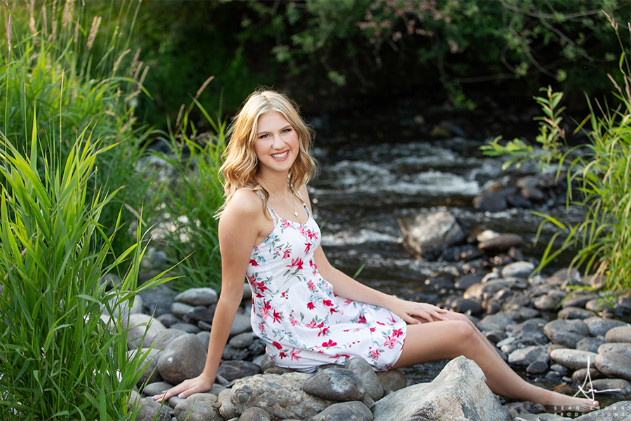 Nature and urban senior photos in Vancouver Washington by a creek